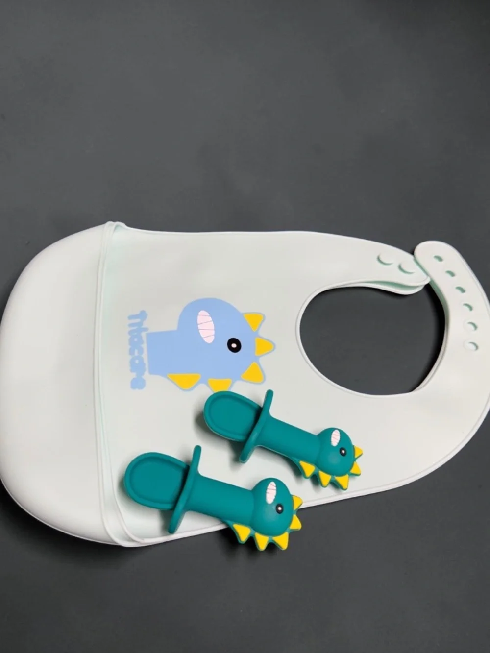 TitaCare Dinosaur Silicone Baby Bib & Utensils NIP